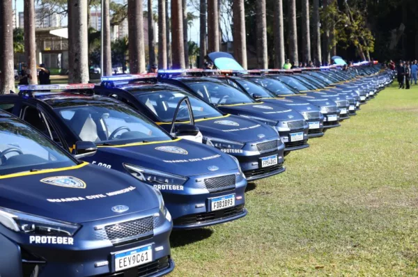 Viaturas elétricas da Guarda Civil Municipal de São José dos Campos