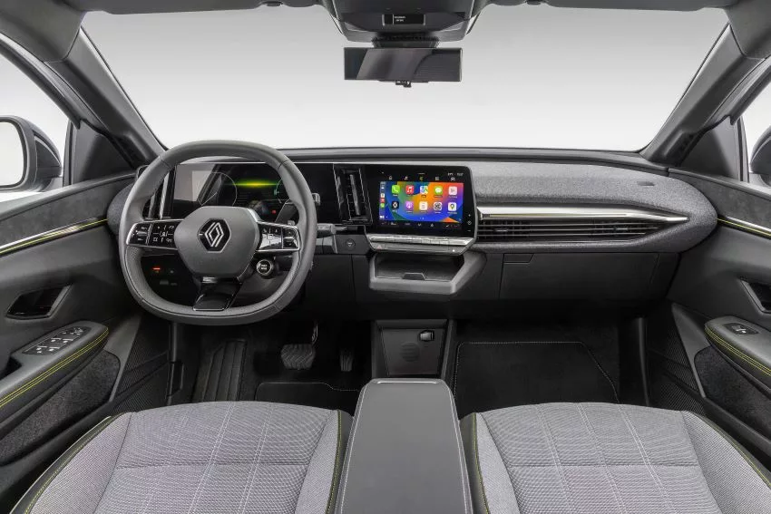 Visão interna da cabine do Renault Megane E-Tech
