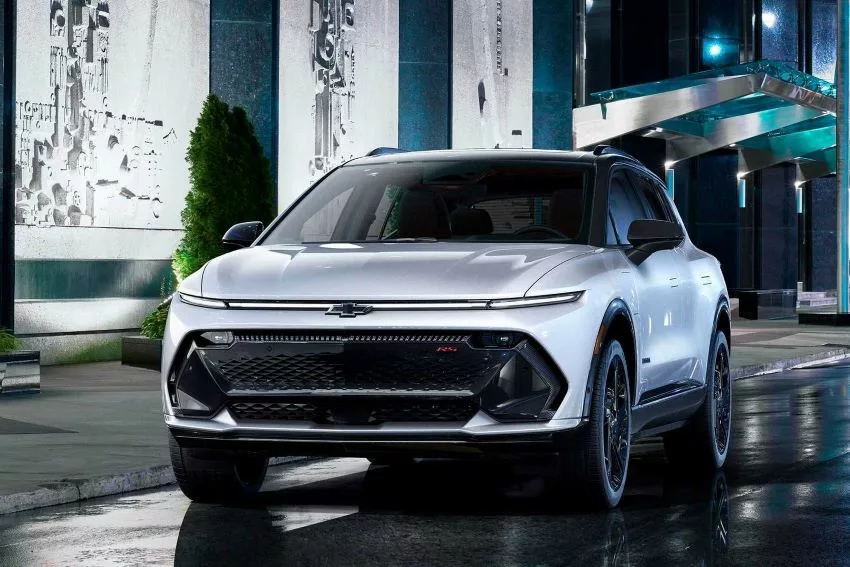 Equinox EV, modelo elétrico da Chevrolet que deve chegar ao Brasil em 2025