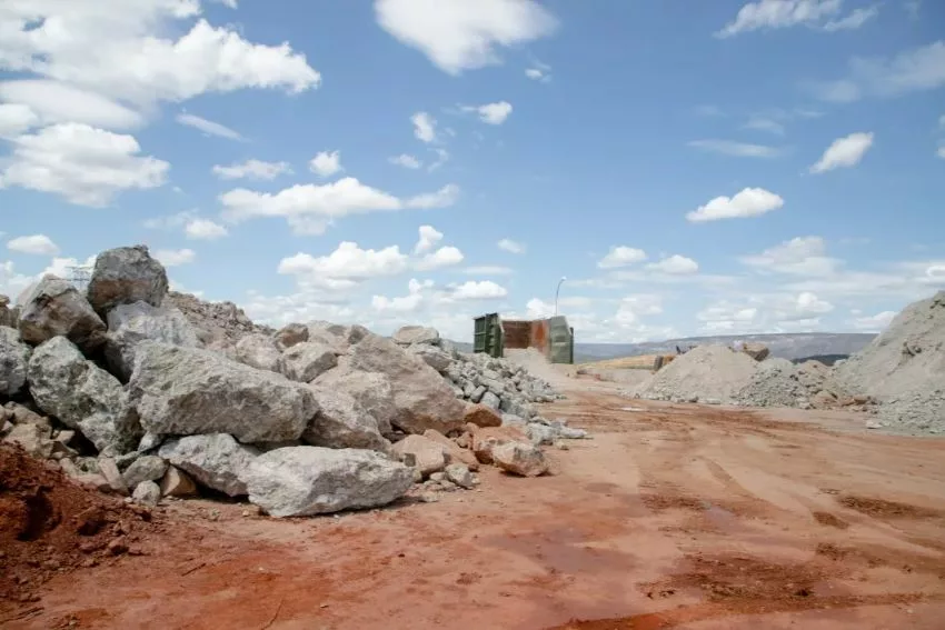 Extração de lítio em Minas Gerais
