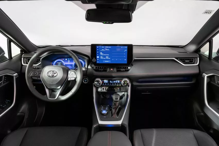 Parte interna do Toyota RAV4 Plug-In Hybrid