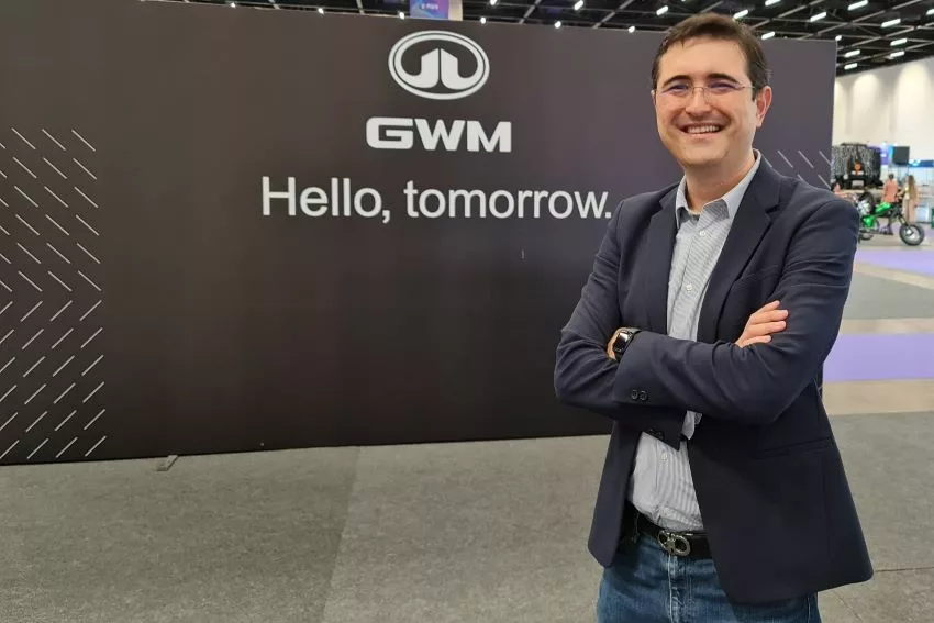 Thiago Sugahara em evento da GWM