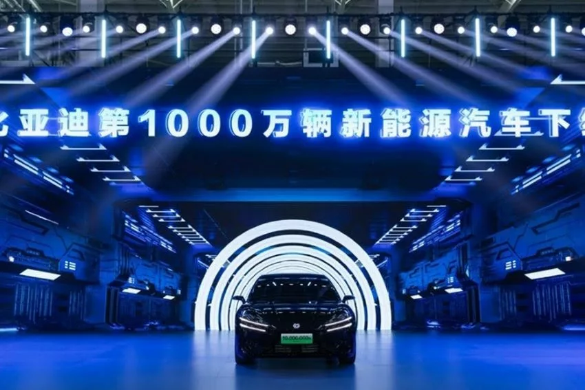 BYD produz 10 milhões de carros de novas energias em 30 anos