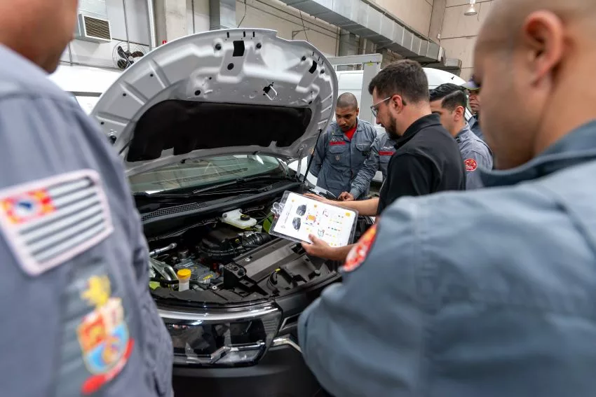 bombeiros carro renault