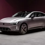 Volvo apresenta ES90, elétrico premium com 700 km de alcance