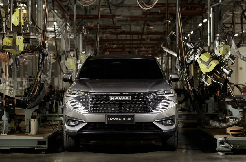 Construção de Haval H6 em linha de montagem