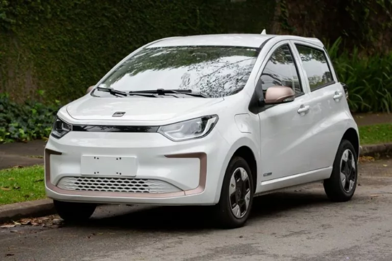 JAC E-JS1