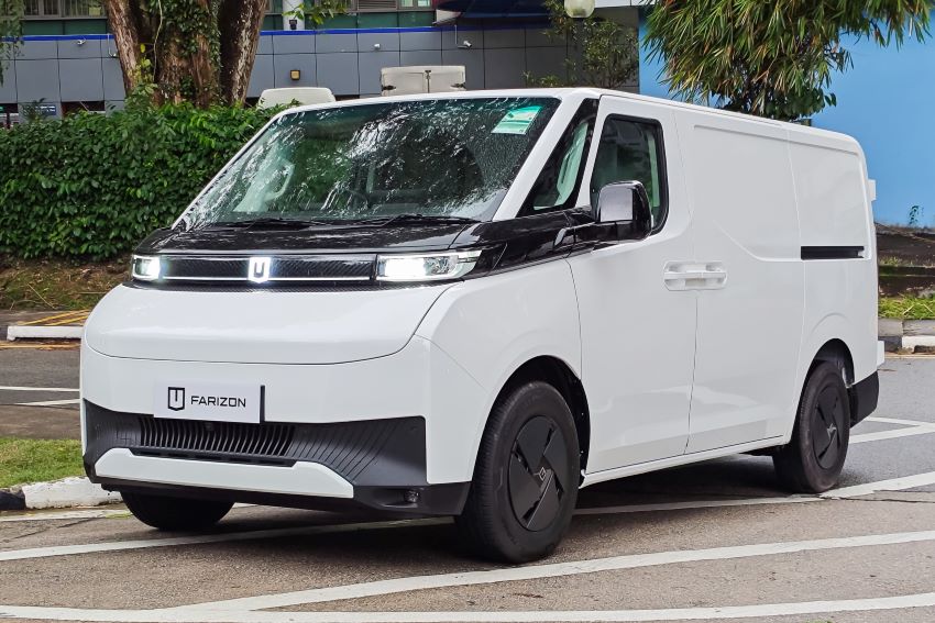 Modelo de SuperVAN da Farizon na cor branca