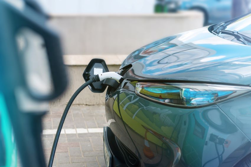 Carro elétrico emite 71% menos poluentes que um a combustão