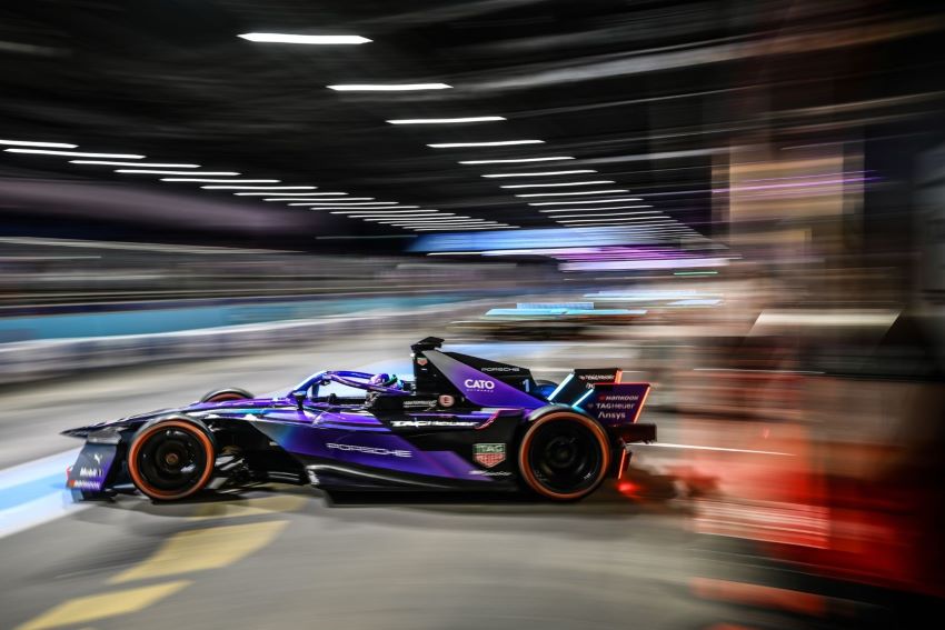 carro porsche fórmula e