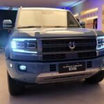 Visão frontal do SUV off-road Denza B5