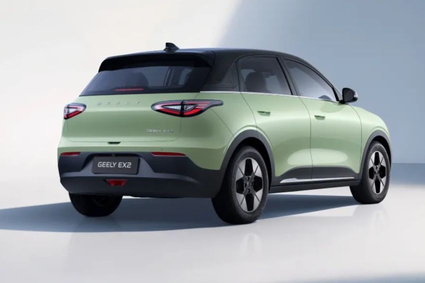 Visão traseira do Geely EX2