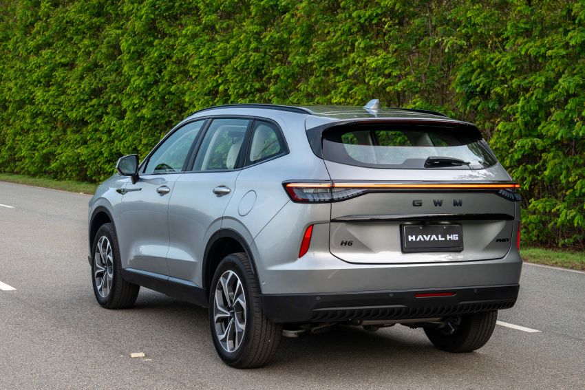 Visão traseira do novo Haval H6