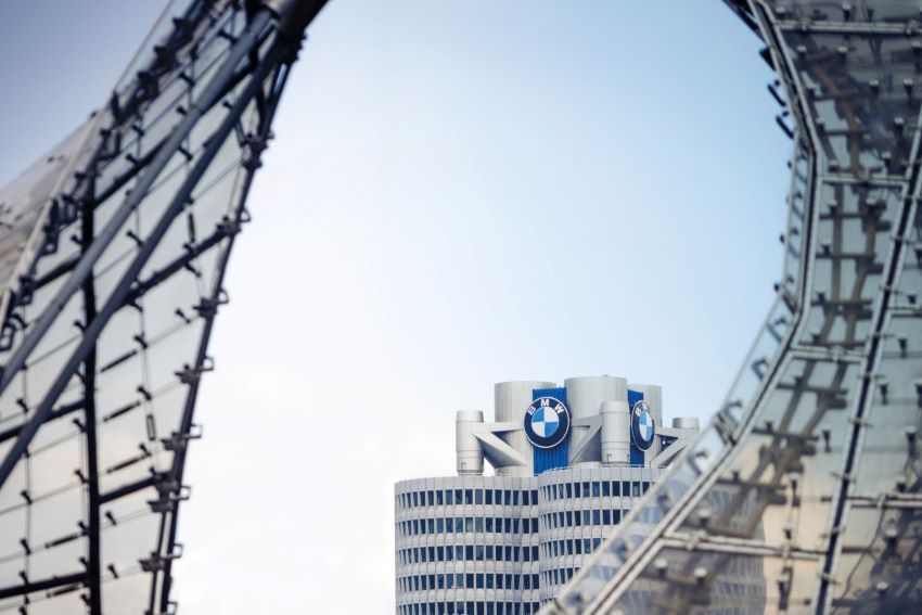 BMW quer reduzir 60 milhões de toneladas de CO₂ com elétricos