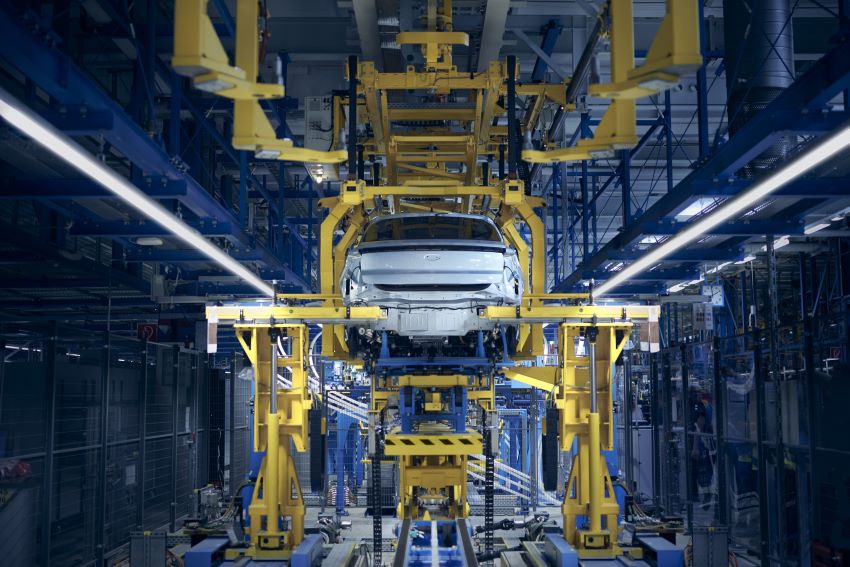 centro de veículos elétricos da ford em colônia