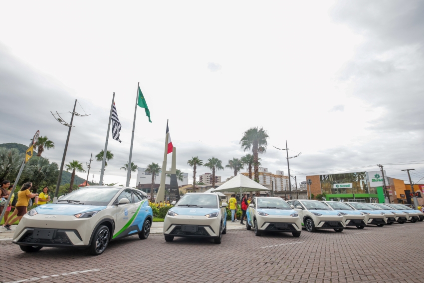 Praia Grande adquire 65 carros elétricos para frota municipal