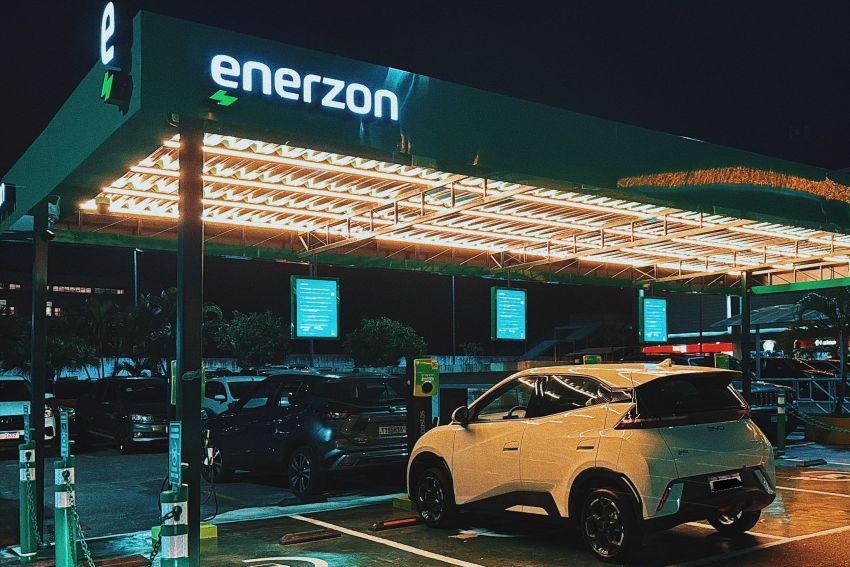 BYD Dolphin Mini faz recarga em eletroposto da Enerzon