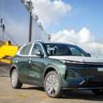 Geely EX5 EM-i desembarca de navio