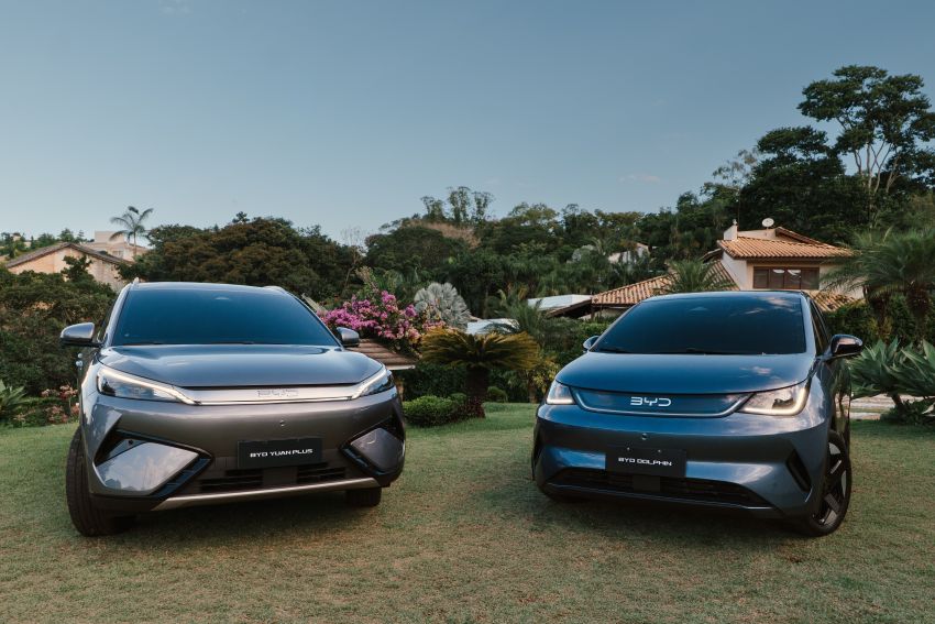 BYD lança Dolphin SE e Yuan Plus com mais potência no Brasil