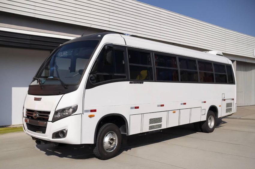 Empresas avançam em testes com micro-ônibus híbrido