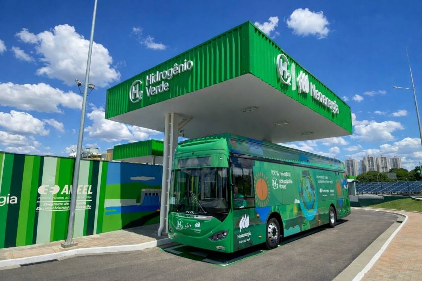 Brasília estreia ônibus a hidrogênio da TEVX em rota turística