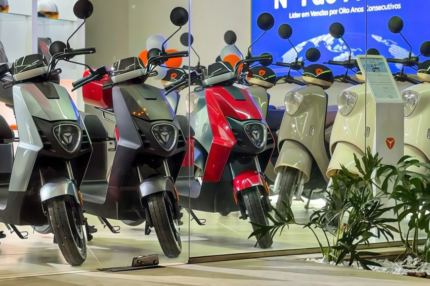 Scooters elétricas em loja