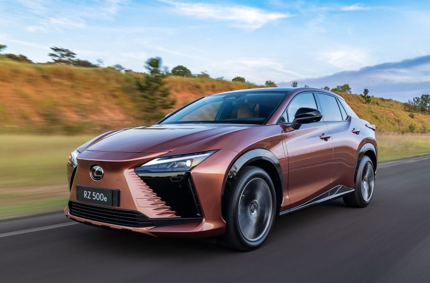 Lexus RZ 500e