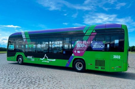 Ônibus elétrico que opera em Macaé