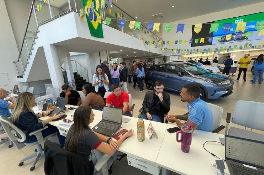 BYD tem fila nas concessionárias com o início do Move Brasil