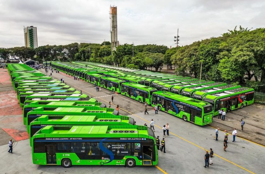 Ônibus elétricos