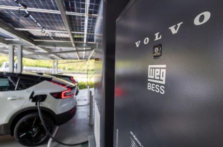 Volvo instala sistema BESS da WEG em eletroposto na Dutra