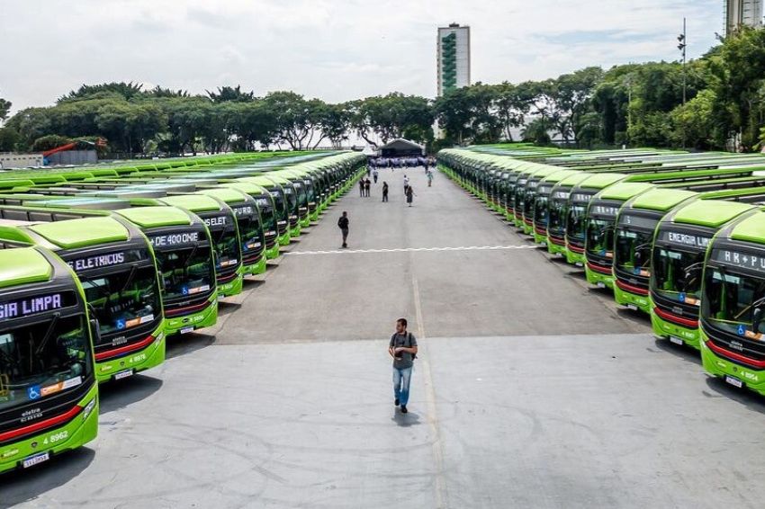 Prefeitura de SP libera mais R$ 22,9 milhões para ônibus elétricos