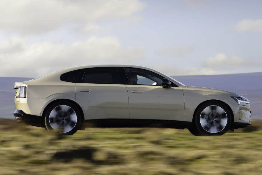 Volvo anuncia ES90 no Brasil com arquitetura de 800 V