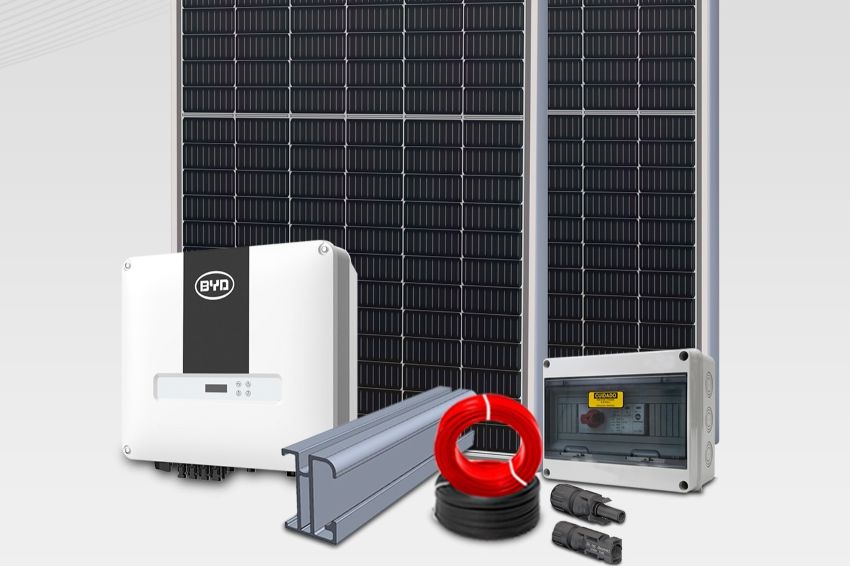 Kit solar conta com paineis fotovoltaicos, inverssor, cabos e conexões