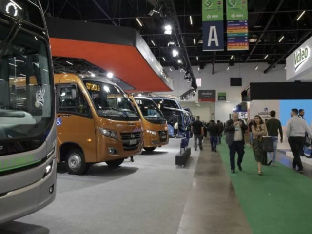 Dia 1 da LAT.BUS 2026 em São Paulo foca no transporte coletivo