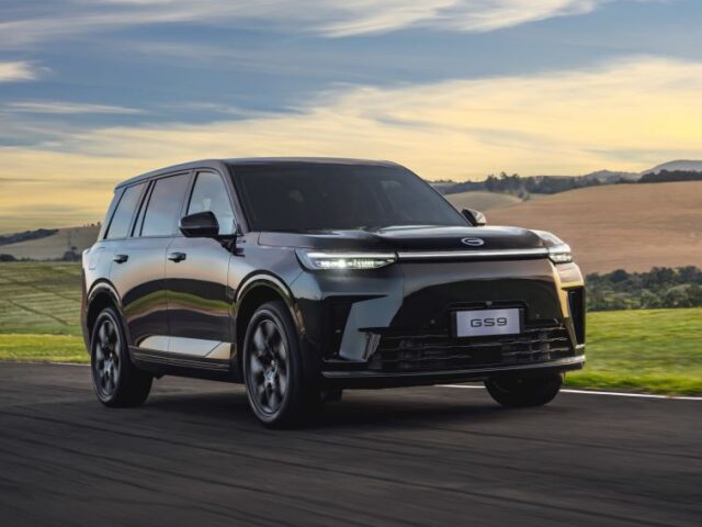 GAC lança GS9, híbrido REEV, no Brasil por R$ 379.990