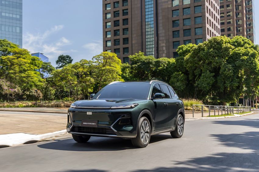 Geely amplia oferta no Move Brasil com EX5 EM-i Pro
