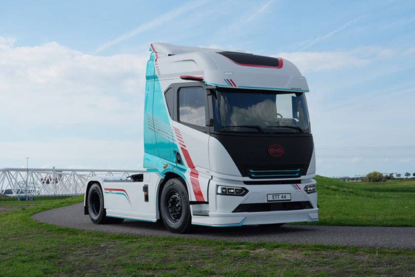 BYD apresenta caminhão de mil cv e 600 km de autonomia
