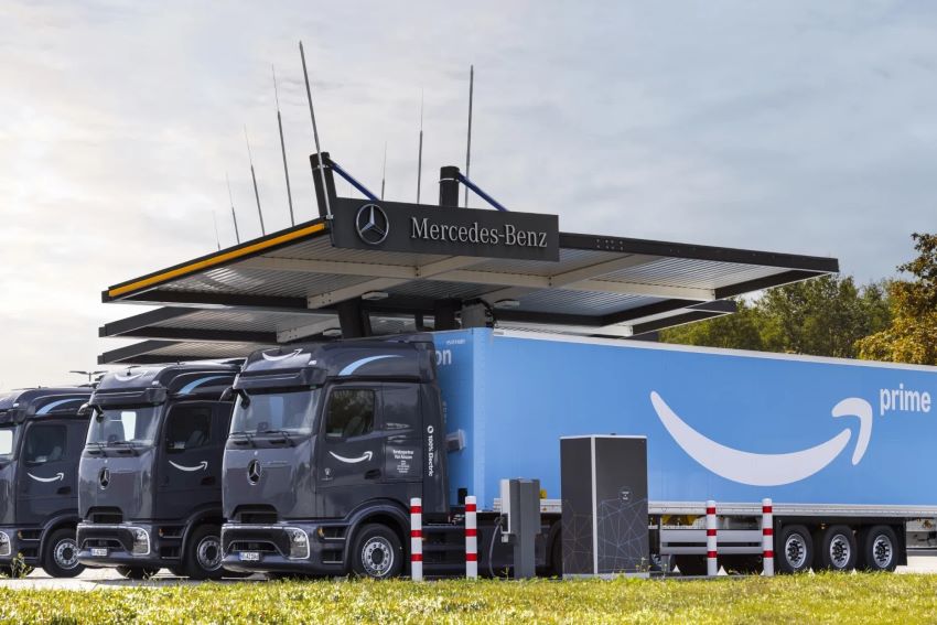Amazon recebe primeiros caminhões elétricos eActros 600 na Alemanha