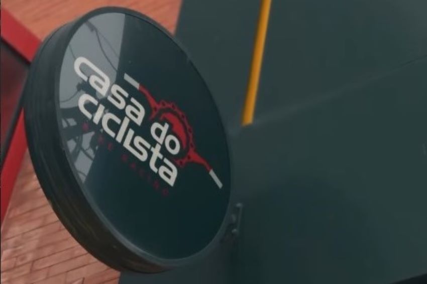 Casa do Ciclista oferece curso sobre e-bikes em Teófilo Otoni (MG)