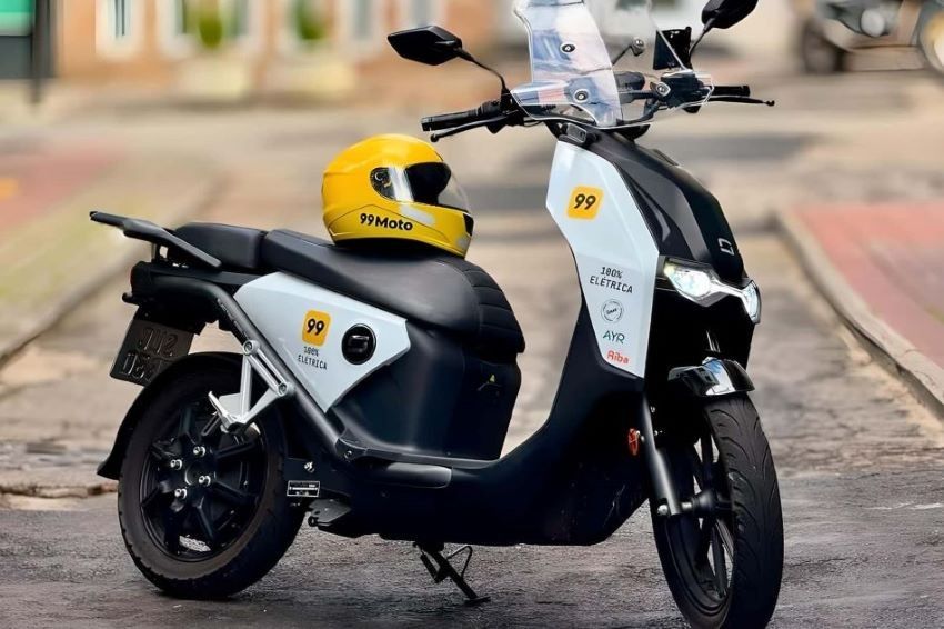 99 e Riba lançam piloto com 500 scooters elétricas em SP