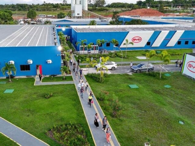 BYD chega a 8 mil funcionários na fábrica de Camaçari (BA)