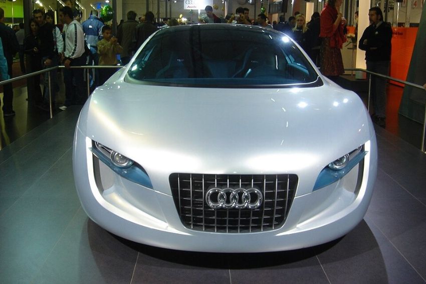 Carros elétricos no cinema: 10 modelos que marcaram as telas