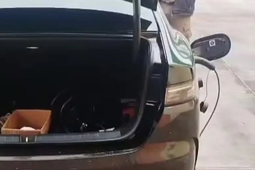 Carro híbrido mantém urnas funcionando durante apagão no Paraná
