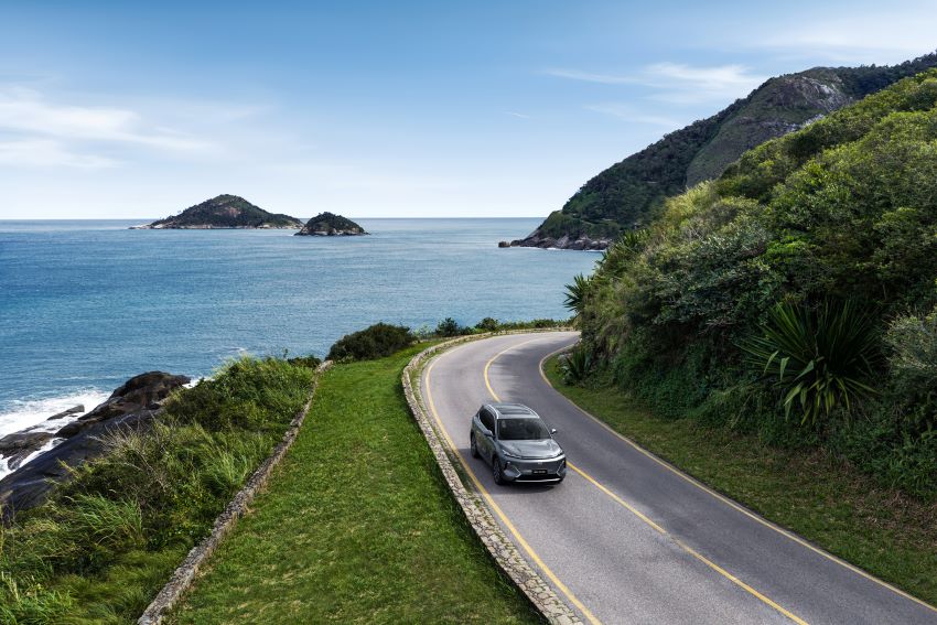 Geely EX5 EM-i registra média de 27,9 km/l em teste no Brasil